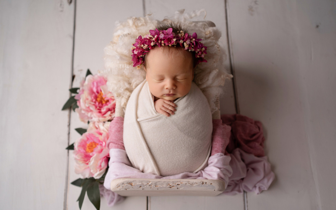 Sesja noworodkowa Warszawa | Pola ze starszą siostrą